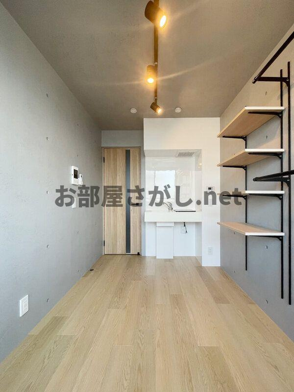 the14 HIGASHI-JUJOの居間・リビング