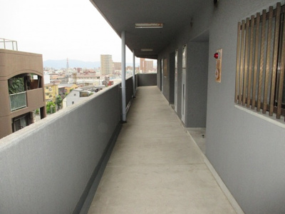 【その他共用部分】 | サンロード28 | 共用廊下です