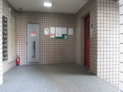 【エントランス】 | サンロード28 | エントランスロビーです