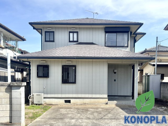 【中古戸建】高崎市江木町の外観|■外観｜土日のご見学はもちろん、平日・夜間のご案内も大歓迎です♪「今から見たい」や「仕事終わりに見たい」にもご対応できますのでお気軽にお問い合わせください♪