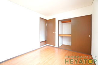 【収納】 | 洋室の収納（同仕様写真）