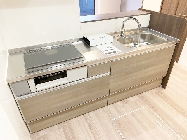 すずらんのキッチン|お手入れ簡単なIHコンロのシステムキッチン！