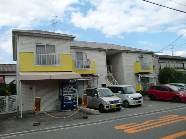 コントラーダ逆瀬川の外観|おしゃれな外観です