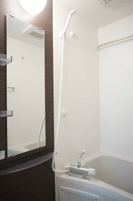 リブリ・yuukiⅡの浴室