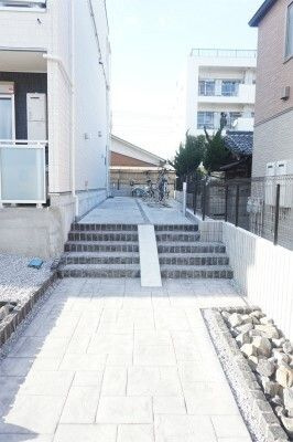 リブリ・yuukiⅡのエントランス