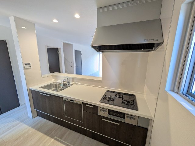 八王子市　長房町　新築一戸建て　４期のキッチン|～使い勝手の良いシステムキッチン～