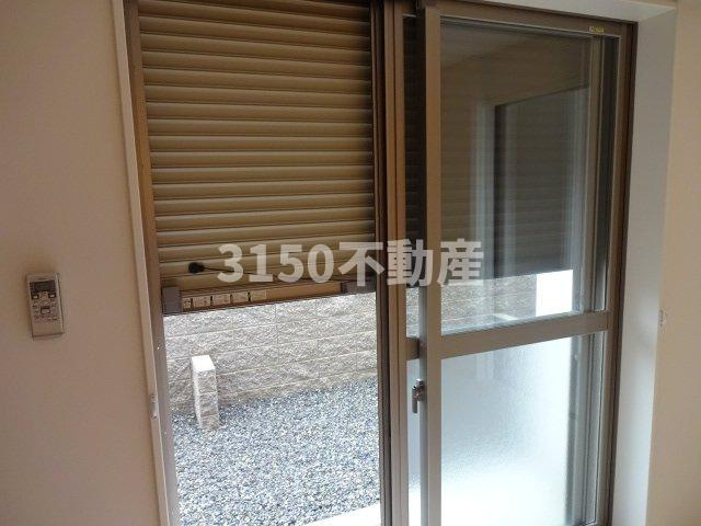 ソフィア　ツワミの設備|防犯シャッター