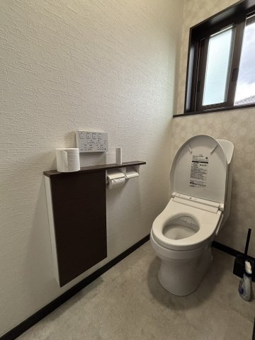 関宿台町　中古戸建のトイレ|2階のトイレになります！
