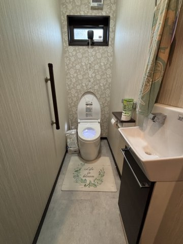 関宿台町　中古戸建のトイレ|シンプルで使いやすいトイレです！