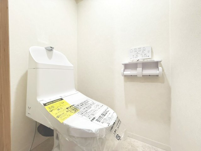 日商岩井朱雀マンション　8階のトイレ