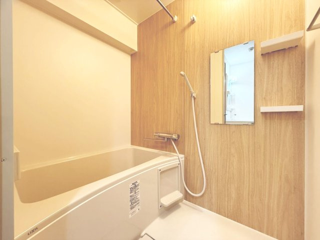 日商岩井朱雀マンション　8階の浴室