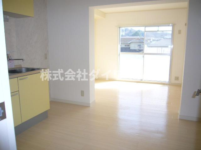 サンヒル上地の居間・リビング