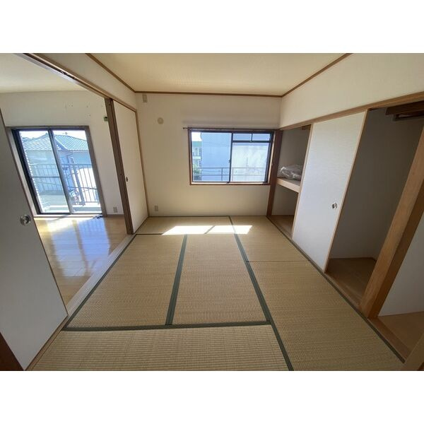 ガーデン千里山の和室