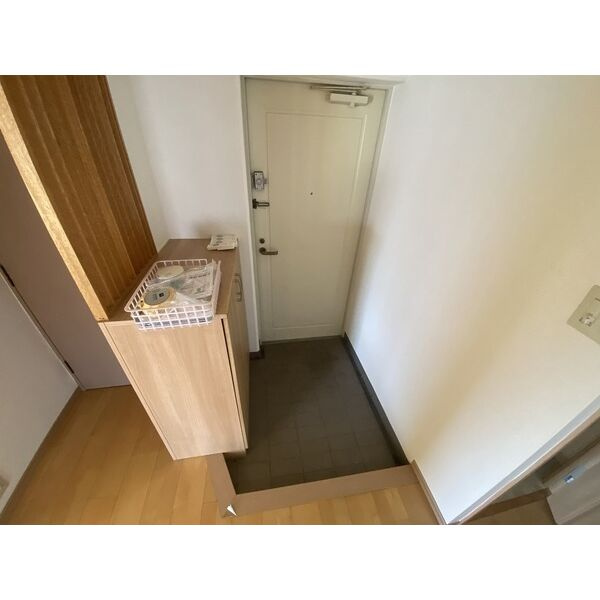 ガーデン千里山の玄関