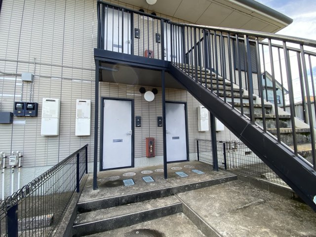 MIハイツの外観