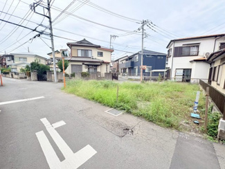 【前面道路含む現地写真】