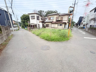 【前面道路含む現地写真】