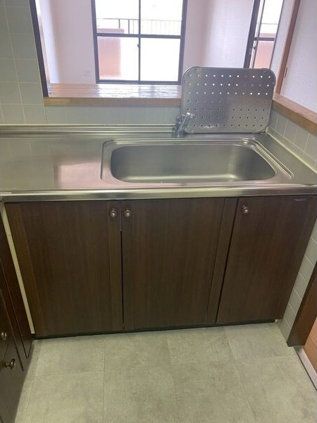 ネオハイツ名和のキッチン