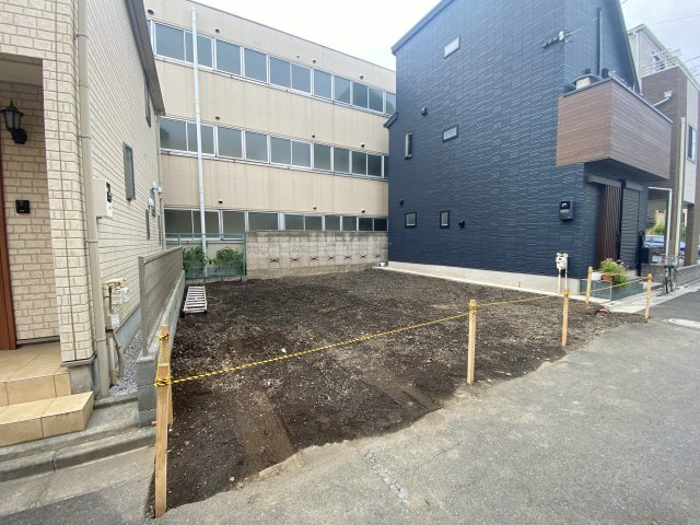 北区岩淵町 限定1区画の外観|建物プランの作成・ご相談、ハウスメーカーのご紹介も可能です
お気軽に城北不動産までお問い合わせください
