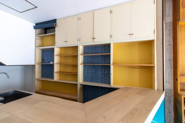 足利市通５丁目の店付住宅の収納