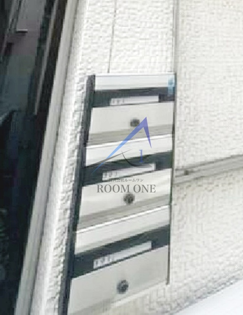 クミハウス上野のその他共用部分|集合ポストです。