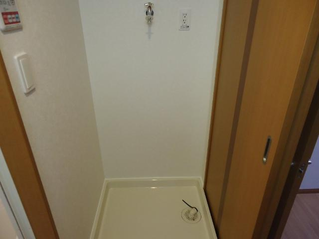 クローバーの設備|洗濯機置場