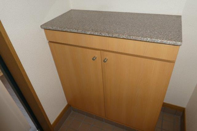 プラシード倉敷の内装|シューズボックス