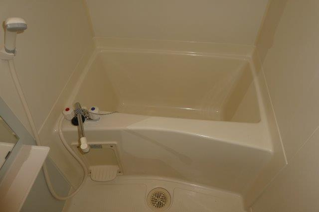 プラシード倉敷の浴室