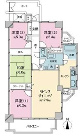コスモ千代田　角部屋4LDKの間取り