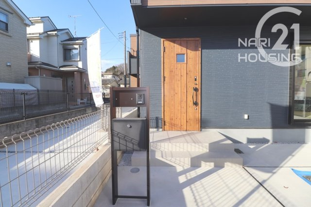 【防犯設備】 | リーブルガーデン　あきる野市草花　新築　全2棟　1号棟 | ポストです