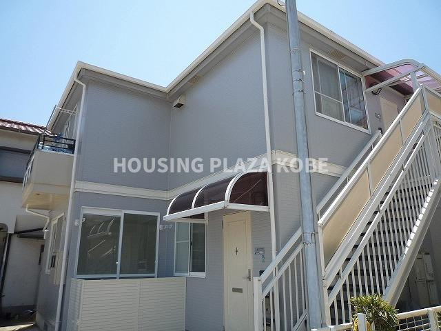 稲葉町ハイツの外観