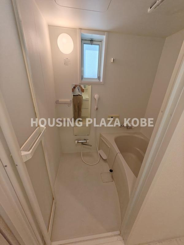 稲葉町ハイツの浴室