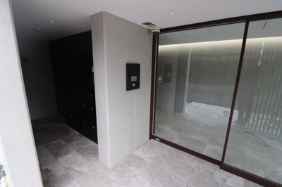 【エントランス】 | estageo太子橋