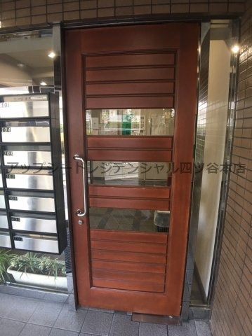 ヴィラ井荻のエントランス|ヴィラ井荻