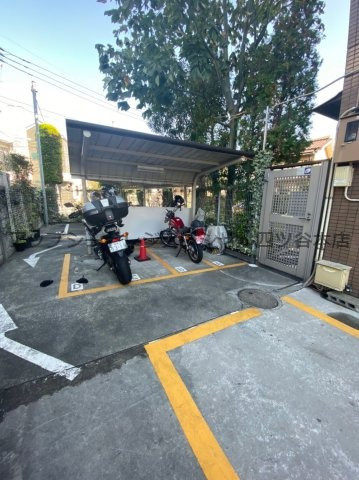 ヴィラ井荻のその他共用部分|バイク置き場