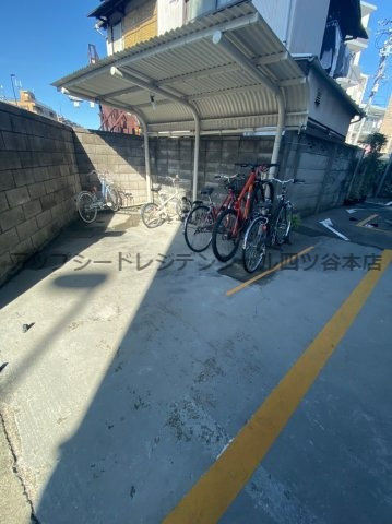 ヴィラ井荻のその他共用部分|駐輪場