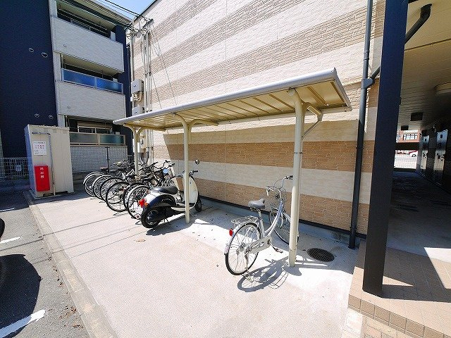レオパレス冨田Ⅳのその他共用部分|敷地内駐輪場