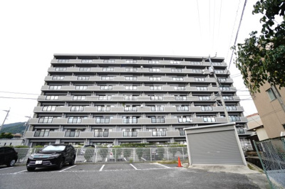 【外観】 | 【上質リフォーム】グランシャリオ可部中央 | 室内（2025年10月2日15：00頃）撮影