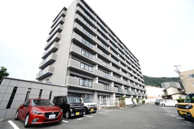 【外観】 | 【上質リフォーム】グランシャリオ可部中央 | 室内（2025年10月2日15：00頃）撮影