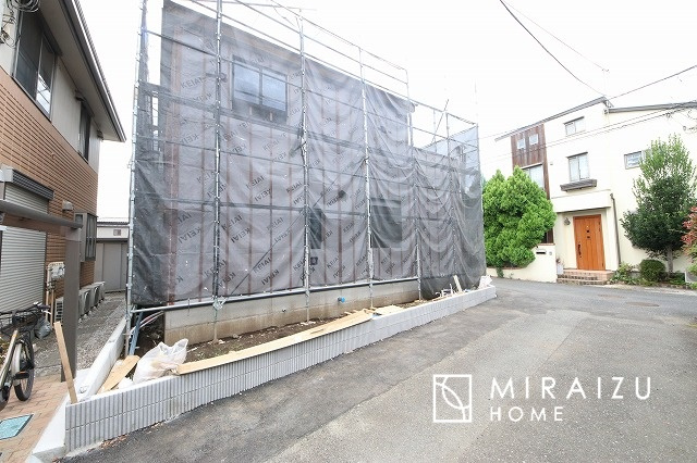 【外観】 | 陽の光をたっぷりと浴びながら気持ち良く生活が出来ます。夢のマイホーム、夢ではなく実現出来ます！見学・ご相談等、お気軽にご連絡下さい。