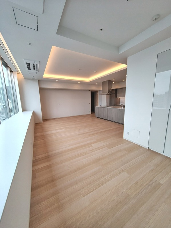 千代田区三番町の賃貸マンションの居間・リビング