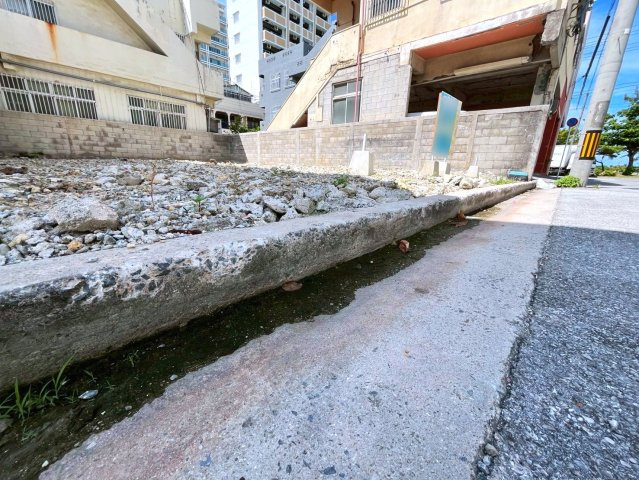 那覇市曙3丁目　売土地の前面道路含む現地写真|2025/9/29　現地写真