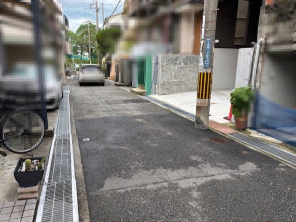長田区上池田１丁目戸建（築後未入居）の前面道路含む現地写真