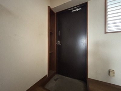 【玄関】 | ピース・クラージュA