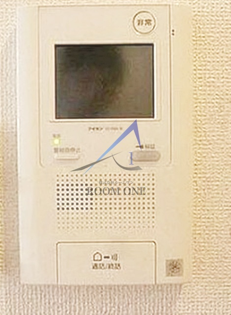 グランドコンシェルジュ用賀アジールコートのセキュリティ|モニター付インターホンです。
