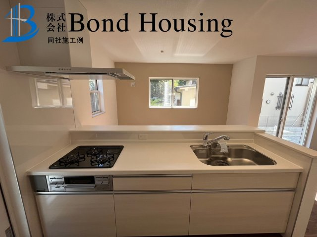 「JR垂水駅徒歩14分」「お車2台駐車可」　霞ヶ丘　全2棟　1号棟のキッチン