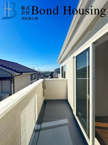 「JR垂水駅徒歩14分」「お車2台駐車可」　霞ヶ丘　全2棟　1号棟のバルコニー