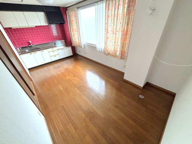 福元屋ビルの居間・リビング