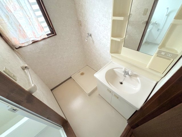 福元屋ビルの洗面所