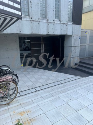 【エントランス】 | セントパレス王子